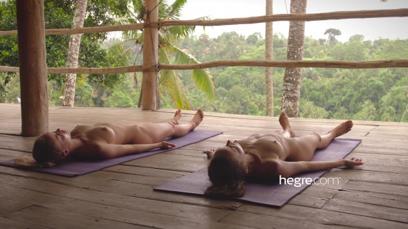 Clover, Natalia A - Nude Yoga In Bali